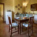 Chiarentana Di Donata Origo *