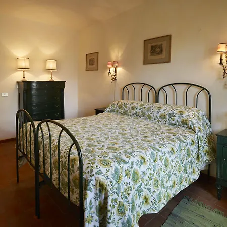Chiarentana Di Donata Origo * Chianciano Terme